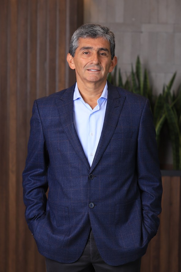 Portrait of Alfredo Olivos